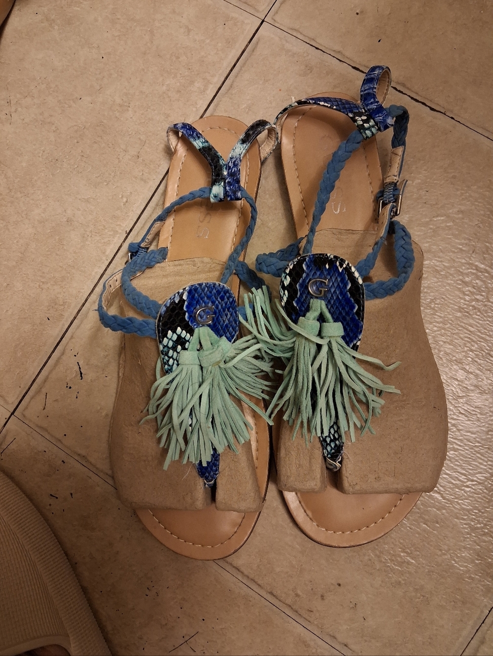 Womens GUESS Blue Animal Skin Tassel Thong Sandals Size 9.5